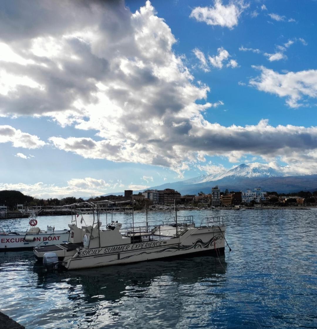 Janeta Panoramic Loft * Giardini Naxos